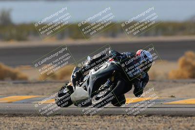 media/Dec-18-2022-SoCal Trackdays (Sun) [[8099a50955]]/Turn 14 (940am)/